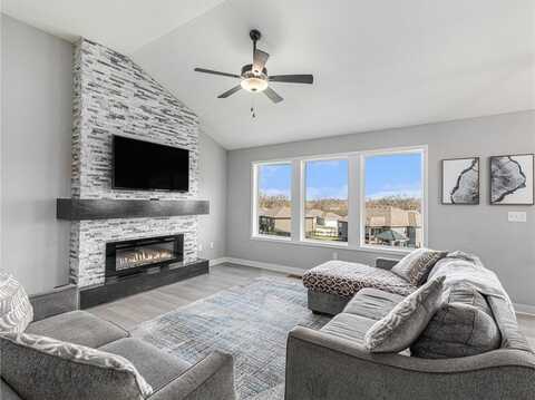 1304 NE 123rd Street, Kansas City, MO 64165