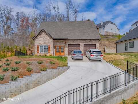 9853 Chesney Hill Lane, Knoxville, TN 37931