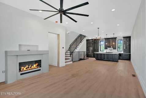 208 Granite Drive, Sevierville, TN 37876