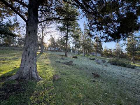520 Mourning Dove Drive, Klamath Falls, OR 97601
