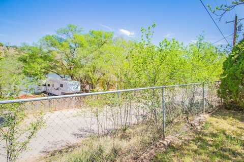 575 Comanche Drive, Lubbock, TX 79404