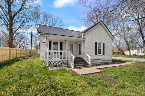 208 North First Street, Harrodsburg, KY 40330
