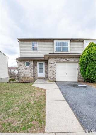 48 Olde Penn Drive, Palmer, PA 18045