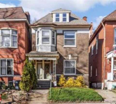 3657 Russell Blvd, Saint Louis, MO 63110