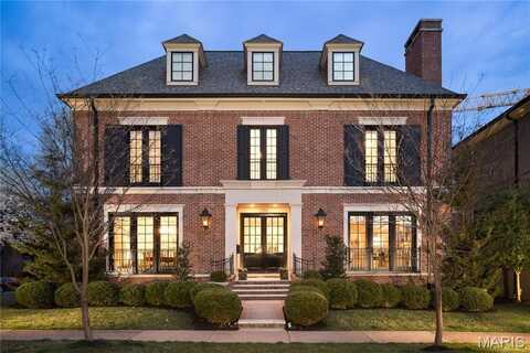234 N Brentwood Boulevard, Clayton, MO 63105