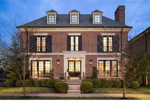 234 N Brentwood Boulevard, Clayton, MO 63105