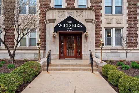 725 S Skinker Boulevard, Saint Louis, MO 63105