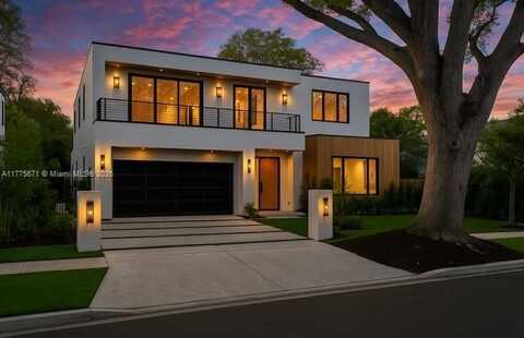 3609 Avocado Ave, Miami, FL 33133