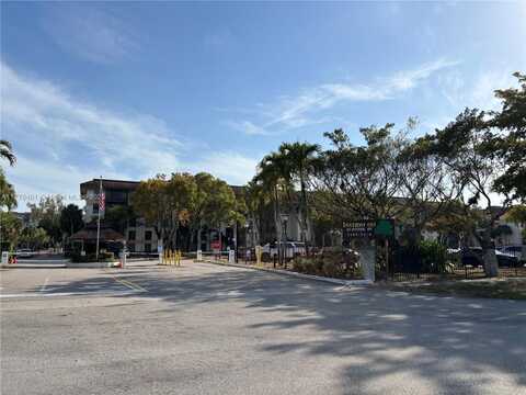 5550 NW 44th St, Lauderhill, FL 33319