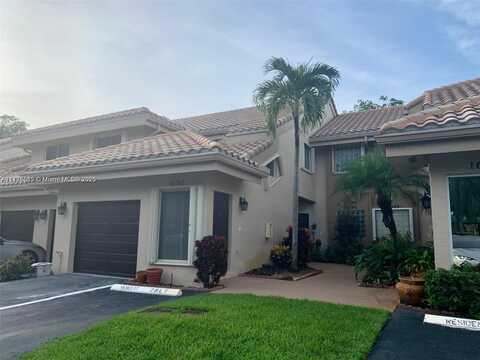 16387 Malibu Dr, Weston, FL 33326