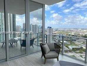 851 NE 1st Ave, Miami, FL 33132