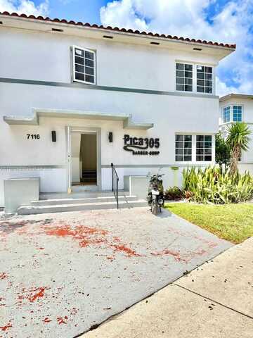 7116 Bay Dr, Miami Beach, FL 33141