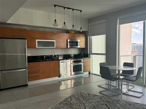 244 Biscayne Blvd, Miami, FL 33132
