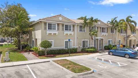 5951 London Ln, Tamarac, FL 33321