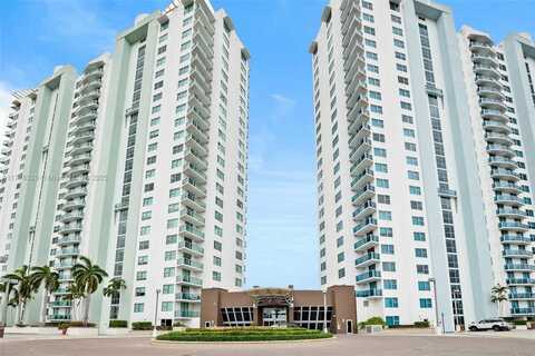 2681 N Flamingo Rd, Sunrise, FL 33323