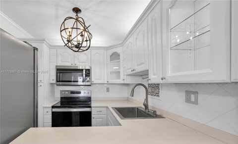 1800 NW 24th Ave, Miami, FL 33125