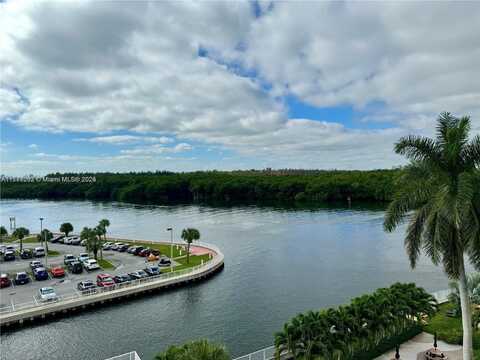 400 Kings Point Dr, Sunny Isles Beach, FL 33160