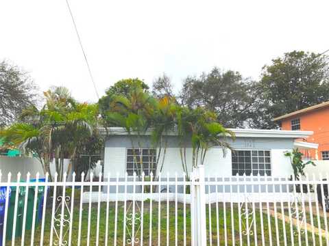 1740 NW 41st St, Miami, FL 33142