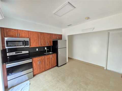2723 SW 33rd Ct, Miami, FL 33133