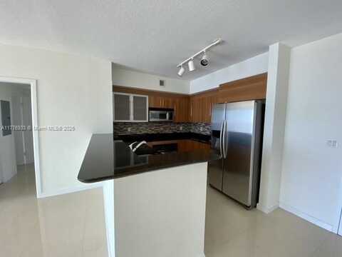 325 S Biscayne Blvd, Miami, FL 33131