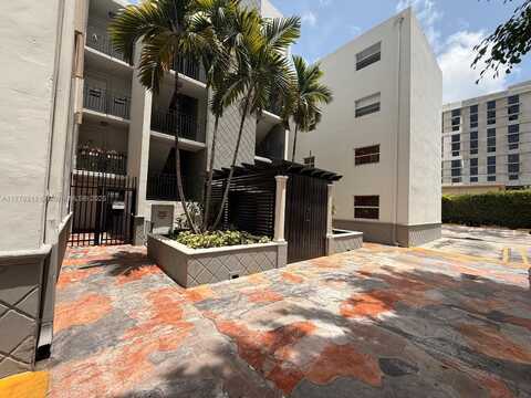 444 SW 4th St, Miami, FL 33130