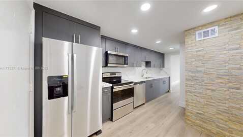 3660 NE 166th St, North Miami Beach, FL 33160