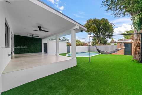 31 Carlisle Dr, Miami Springs, FL 33166