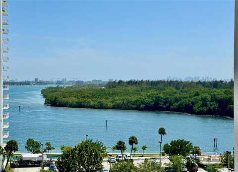 400 Kings Point Dr, Sunny Isles Beach, FL 33160