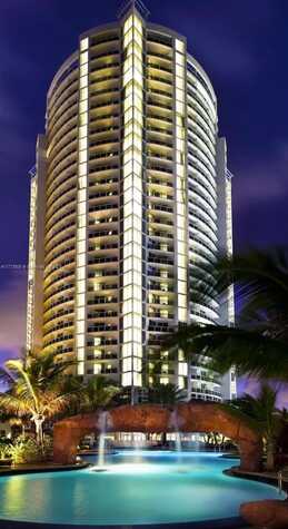 18001 Collins Ave, Sunny Isles Beach, FL 33160