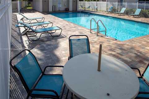 13242 NW 8th St, Pembroke Pines, FL 33028