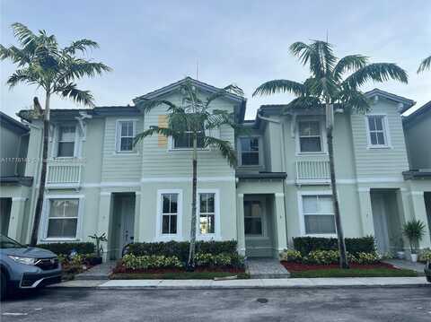 2935 SE 1st Dr, Homestead, FL 33033