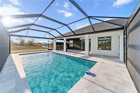 122 NE 20 Ter, Cape Coral, FL 33909