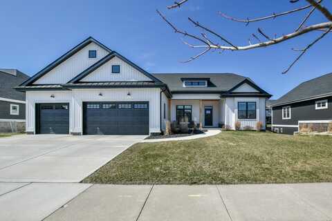 1111 Dolan Ave, Waunakee, WI 53597