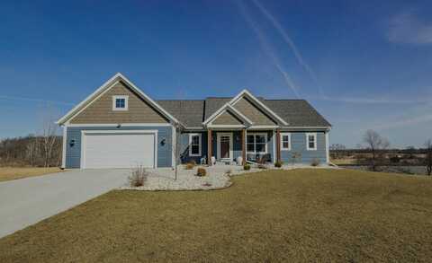 W226n4374 Duplainville Rd, Pewaukee, WI 53072