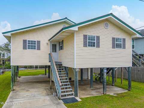 5040 Georgia Street, Bay Saint Louis, MS 39520