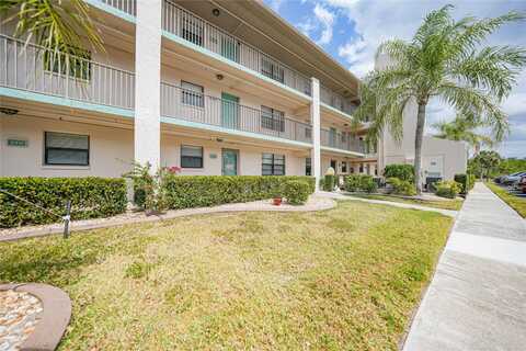 175 KINGS HIGHWAY, PUNTA GORDA, FL 33983