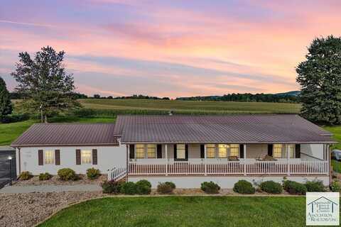 10131 Sontag Rd, Martinsville, VA 24112
