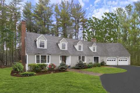 86 Dodges Row, Wenham, MA 01984