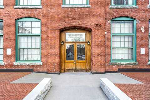 200 Market St, Lowell, MA 01852