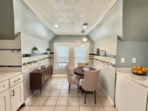10 Clark St, Quincy, MA 02171