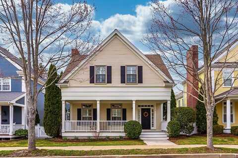 4 Maple Street, Medfield, MA 02052