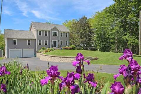 585 Chestnut Street, Ashland, MA 01721