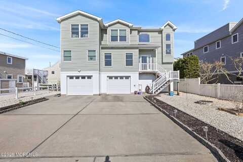 1511 Barnegat Avenue, Ship Bottom, NJ 08008