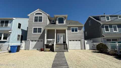 1306 Paul Boulevard, Manahawkin, NJ 08050