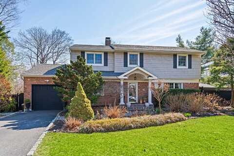 24 Royal Oak Drive, Huntington, NY 11743