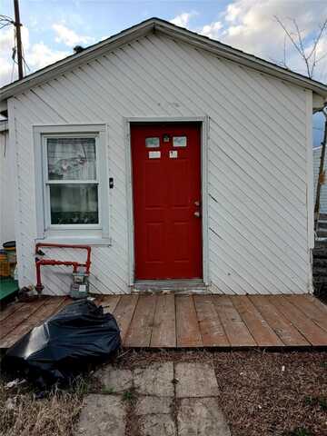 102-23 Russell Street, Hamilton, NY 11414