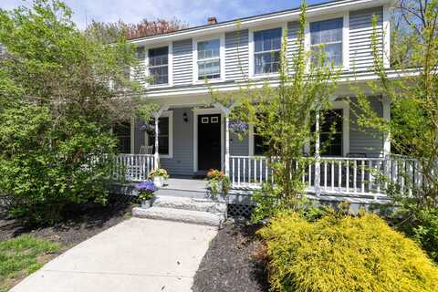 2 Deer Run Circle, Arundel, ME 04046