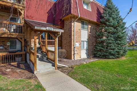 1875 TALL OAKS Drive, Aurora, IL 60505