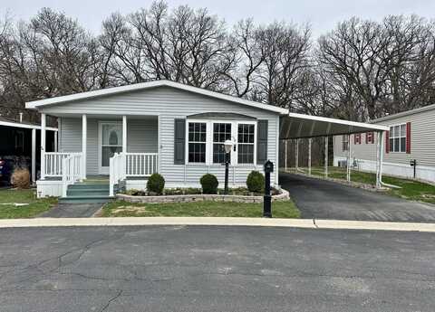 217 Forestview Drive, Crystal Lake, IL 60014