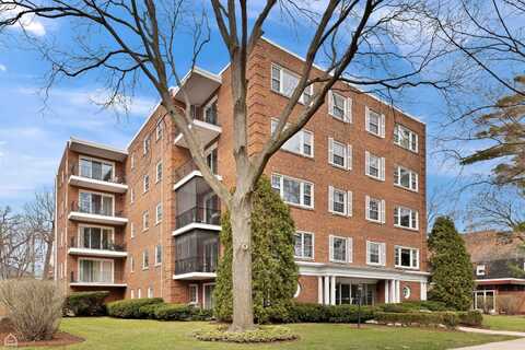 2425 Central Street, Evanston, IL 60201